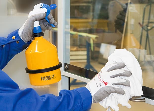 التنظيف الصناعي